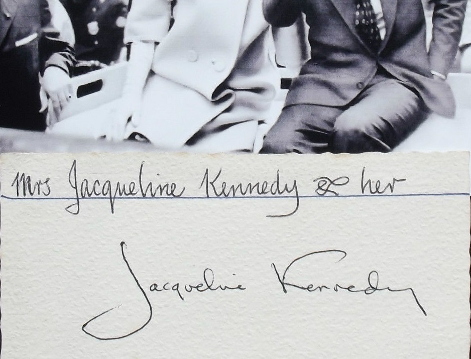 Jacqueline Kennedy First Lady U.S Autograph Signed Card JSA Authenticated